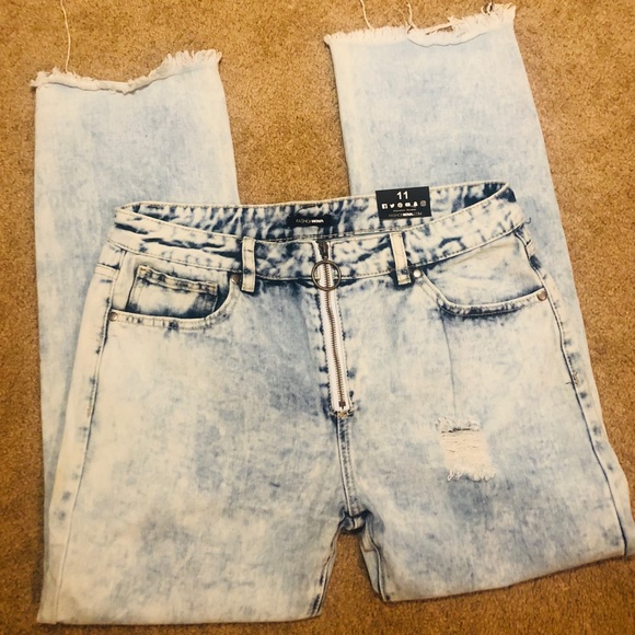 Fashion Nova All Over It Boyfriend Jeans - Picture 7 of 8